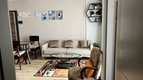 Lavish Fully Furnished 1-BEDROOM Apartment In Westlands 