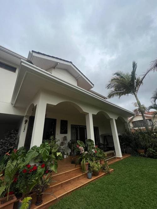 Town house for Sale in Grevillea Grove