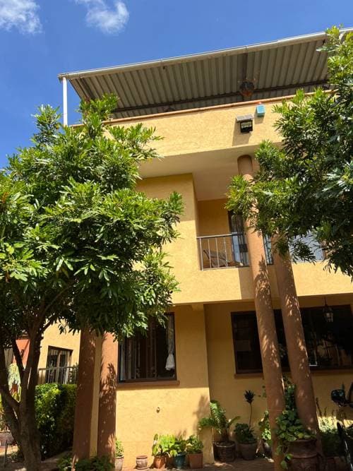 Town House for Sale in Grevillea Grove