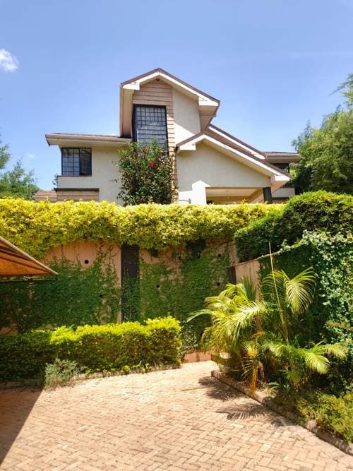 Magnificent TownHouses for rent in Ngecha Road