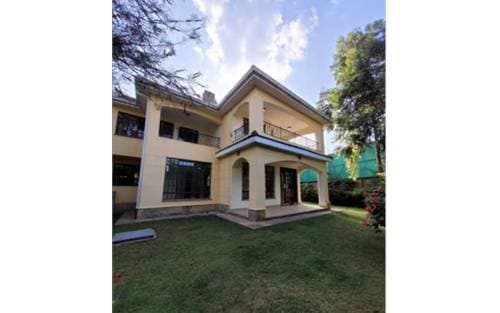 Exquisite 4-Bedroom Townhouse with Dsq in Lavington